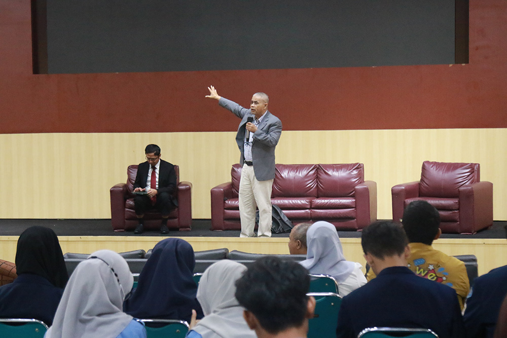 SINE 2025: Teknik Elektro UAI Gaungkan Teknologi Hijau untuk Kemajuan Bangsa dan Peradaban Islam