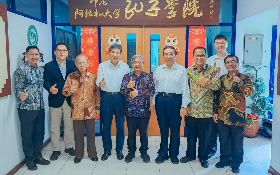 PBM UAI Sambut Hangat Kunjungan Komite Tetap National People’s Congress dari Tiongkok