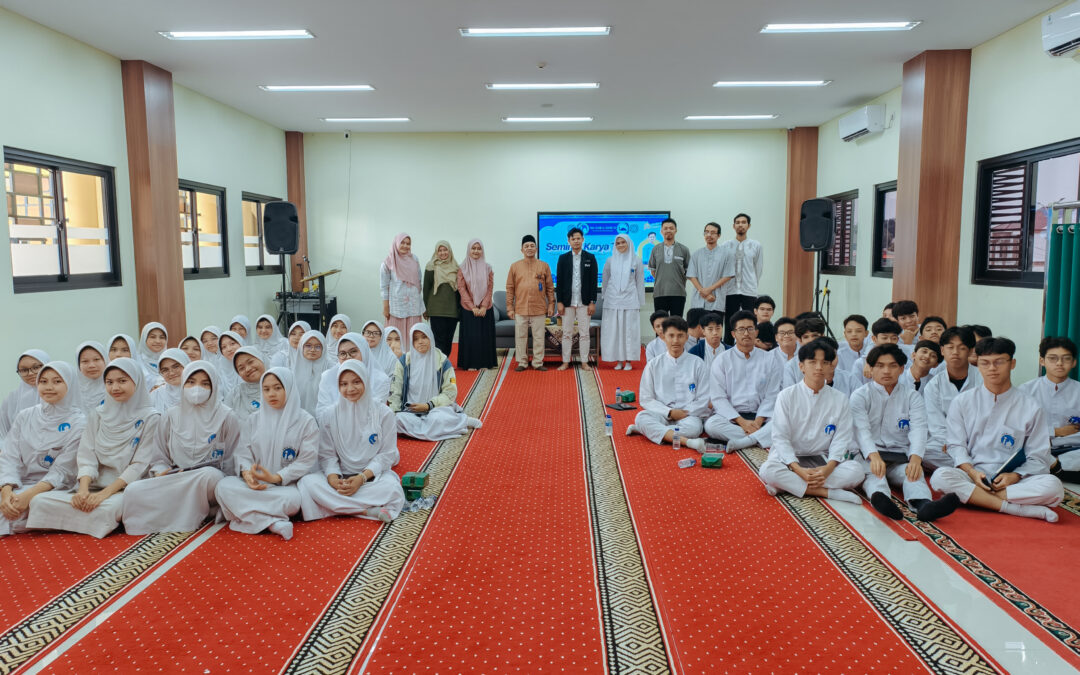 Universitas Al-Azhar Indonesia Buka Akses Laboratorium untuk Siswa SMA Lewat Program “Traveling Research”