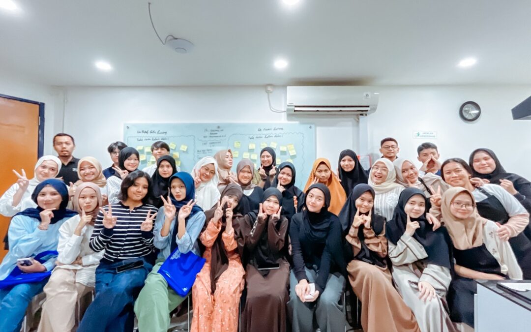 Open Lab Demo Class Prodi Teknologi Pangan UAI: Inovasi Pangan Halal Mie Labu Kuning dan Es Krim Kurma